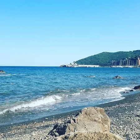 Casa Di Mezzo * Rio Marina
